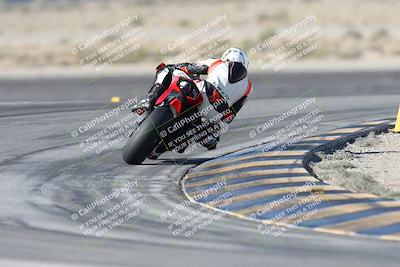 media/Dec-01-2025-Moto Forza (Mon) [[2daa91e15f]]/1-Advanced Group/Session 2 Turn 11 Backside/